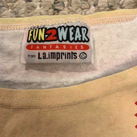 Want to be a sexy maid - Picture 3 of 6